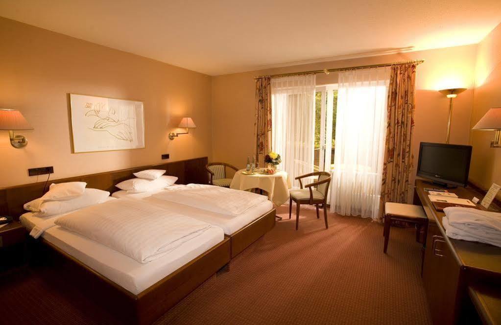 Art-Hotel Am Park Badenweiler Dış mekan fotoğraf